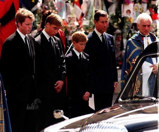 Diana Funeral-abbey Princes/leaving