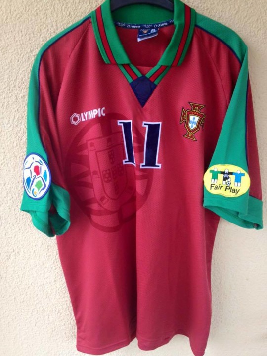 extra_football_shirt_28918_1.jpg