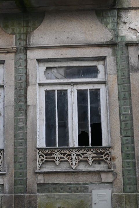 Não me canso disto portas janelas 5.JPG