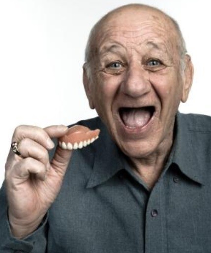 Dentadura.jpg Dentadura.jpg