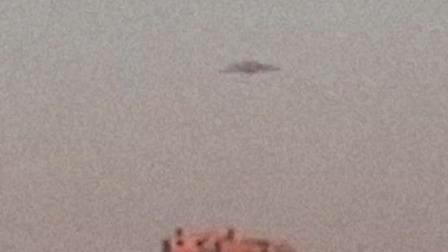 UFO 1.jpg UFO 1.jpg