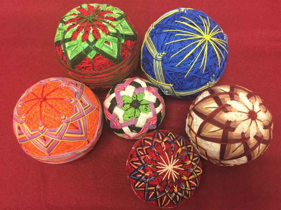 bolas_bailarinas.JPG bolas_bailarinas.JPG