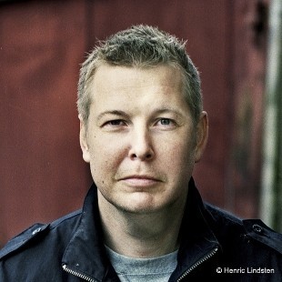 autor de março.jpg