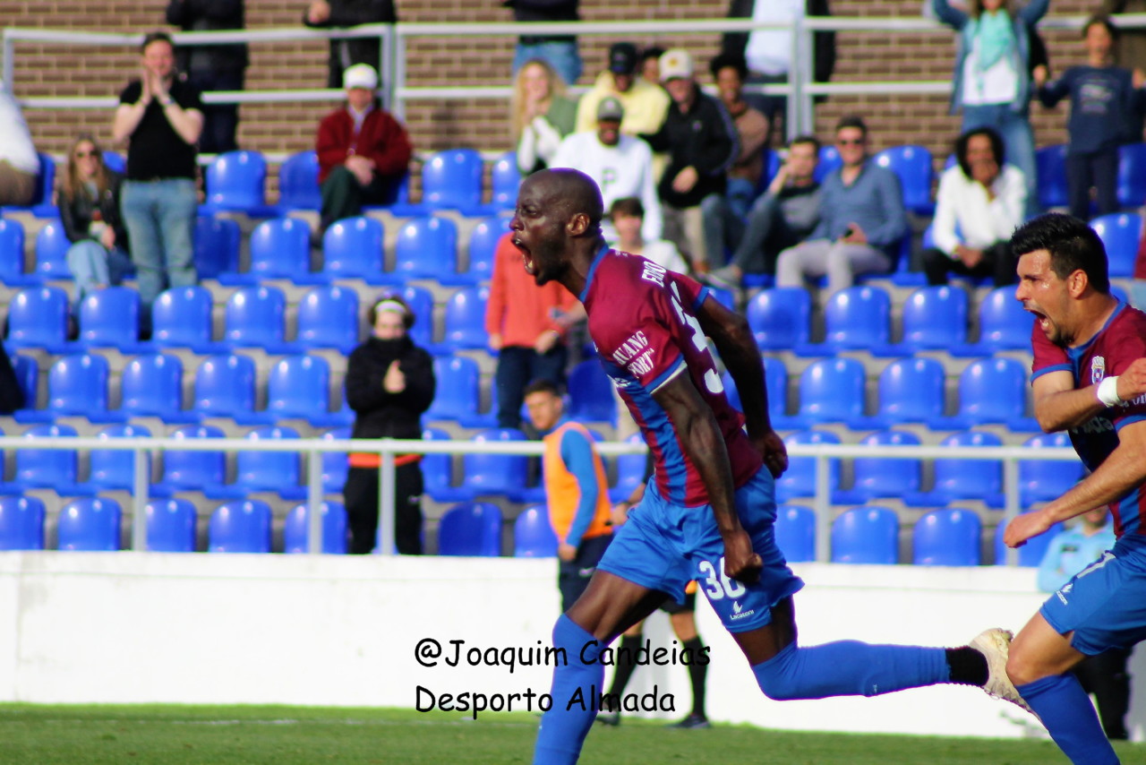 IMG_9560.jpg Edinho.jpg
