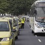 Carreata de taxistas complica o tr&acirc;nsito na Zona 