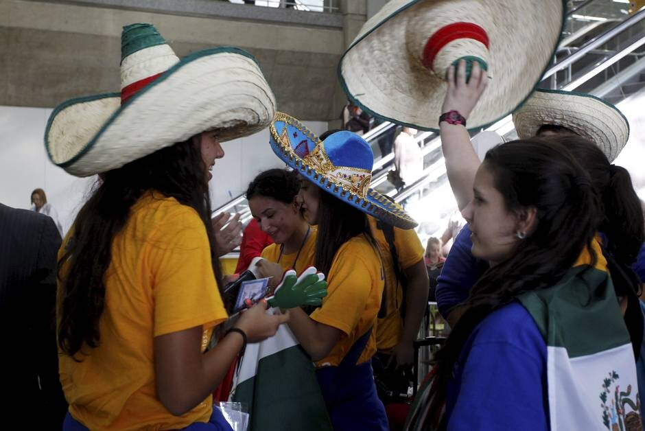 JMJ - Grupo de mexicanos desembarca no Aeroporto T