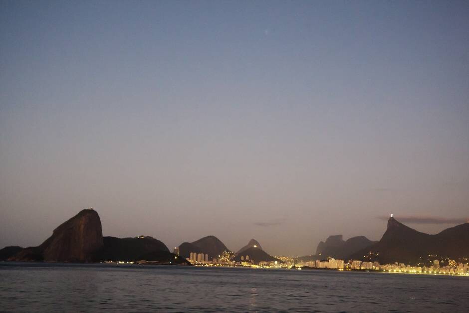 A cidade do Rio vista de Niter&oacute;i no amanhecer des