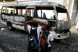 Autocarro incendiado gangue Comayagua, Honduras
